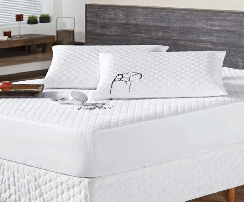 [OFERTA RELÂMPAGO: Qual quer tamanho por R$: 99,99] Capa Protetora Impermeável + Fronhas + Antialérgico ( Solteiro, Casal, Queen e King ) - Nanni Achadinhos